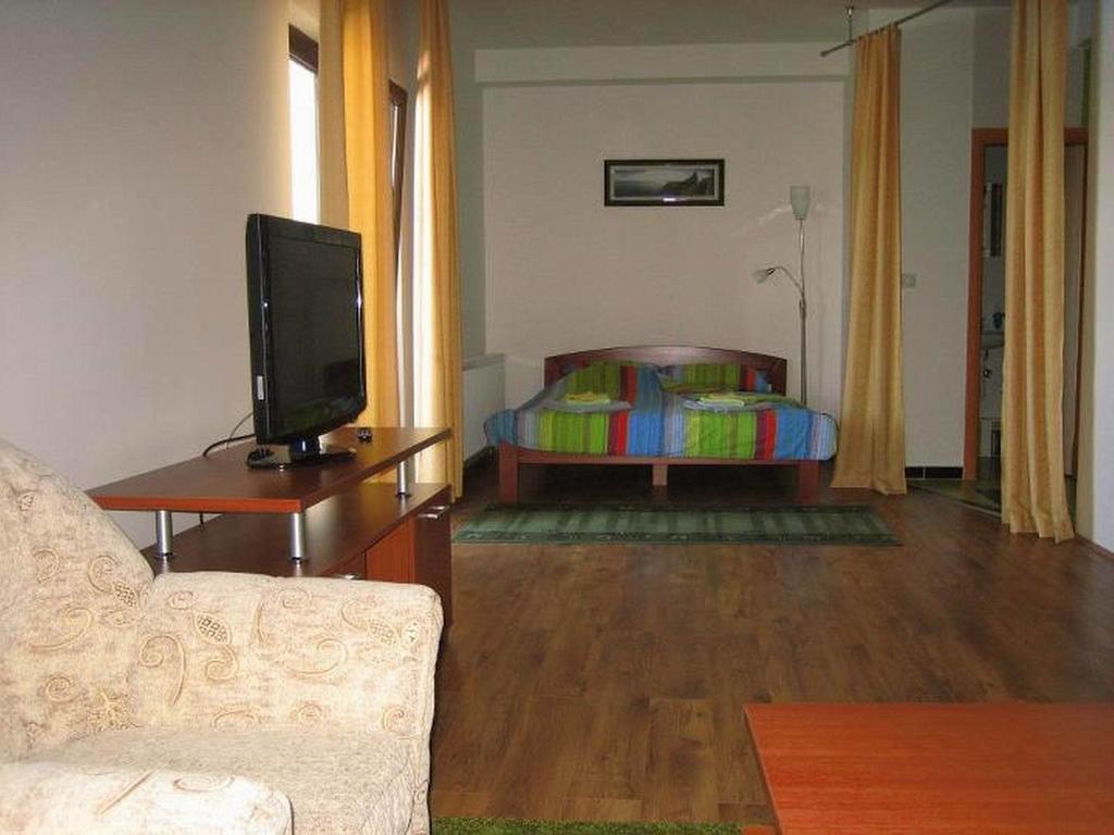 Bazeni Baikal Hotel Topola Exterior photo